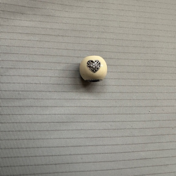 Disney Pandora Charm - Picture 4 of 4